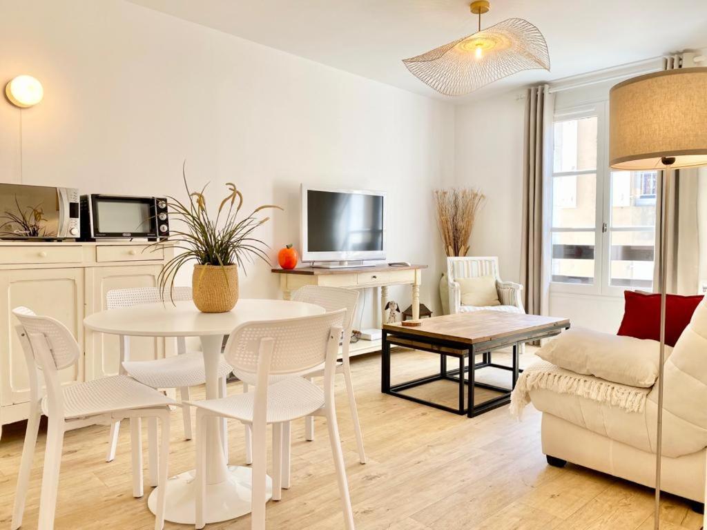 Appartement Elegant Avec Vue Sur Le Port Saint-Martin-de-Ré 외부 사진